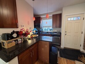 34 Sussex St, Unit 1 in Boston, MA - Foto de edificio - Building Photo