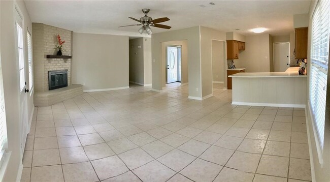 314 Morningside Dr in League City, TX - Building Photo - Building Photo