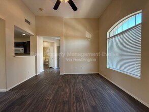 8323 W Sheridan St in Phoenix, AZ - Building Photo - Building Photo