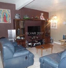 3684 Hawaii Ave in Las Vegas, NV - Building Photo - Building Photo