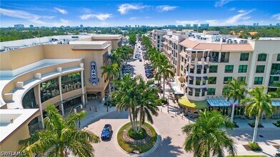 9123 Strada Pl in Naples, FL - Building Photo - Building Photo