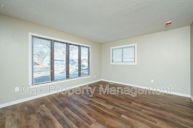 3917 SW 3rd St in Des Moines, IA - Building Photo - Building Photo