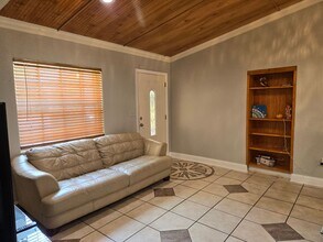 809 Patbur Ave in Tampa, FL - Building Photo - Building Photo