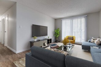 Erica Louise Manor in Saskatoon, SK - Building Photo - Building Photo