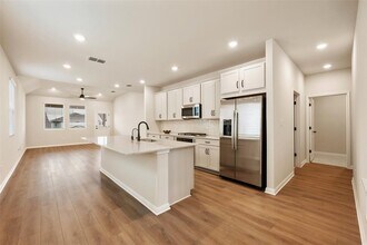 283 Ranier Wy in Dripping Springs, TX - Building Photo - Building Photo