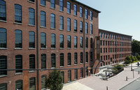 Residences and Lofts at Perkins Park in Lowell, MA - Foto de edificio - Building Photo