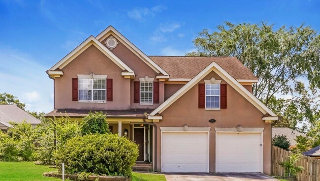 property at 3863 Live Oak Ln