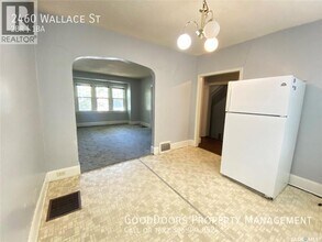 2460 Wallace St in Regina, SK - Building Photo - Building Photo