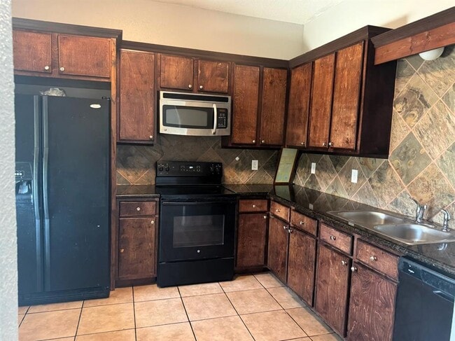 property at 6500 S Farm-to-Market 565 Rd