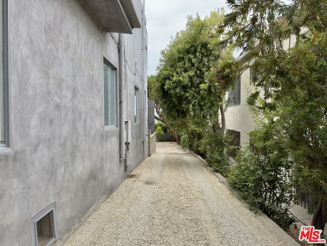 2714 4th St in Santa Monica, CA - Building Photo - Building Photo