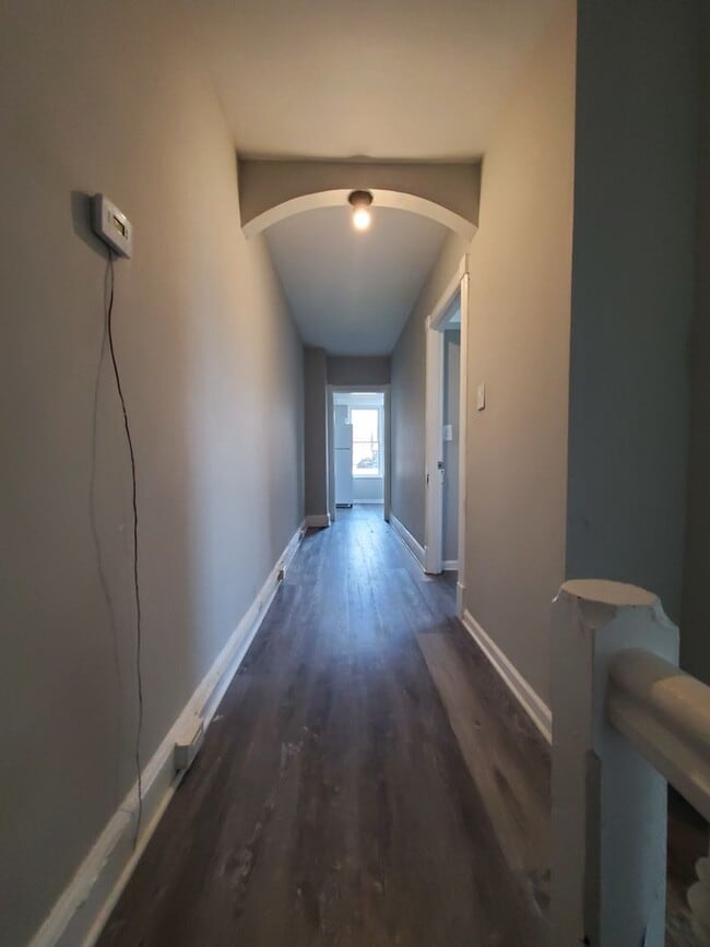 825 N Clewell St in Fountain Hill, PA - Building Photo - Building Photo