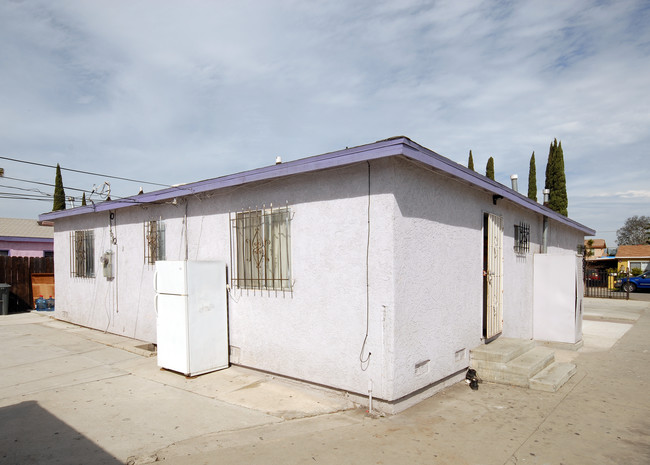 5960-5964 Ludell St in Bell Gardens, CA - Building Photo - Building Photo