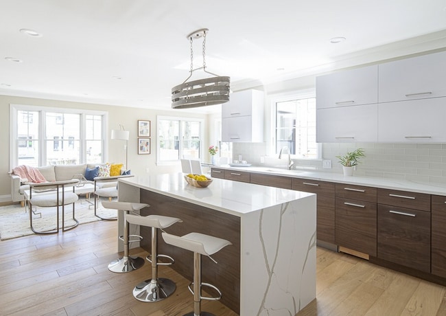 23 Winslow Rd, Unit 2 in Brookline, MA - Building Photo - Building Photo