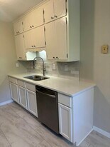 360 57th Ave NE in Fridley, MN - Building Photo