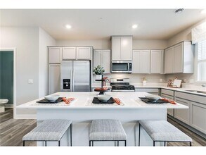 5026 Stable View Dr in Woodbury, MN - Building Photo - Building Photo