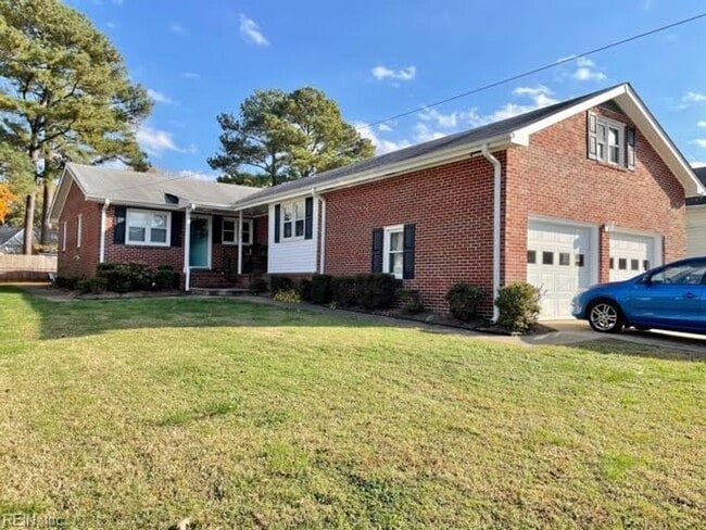 property at 1412 Walnut Ave