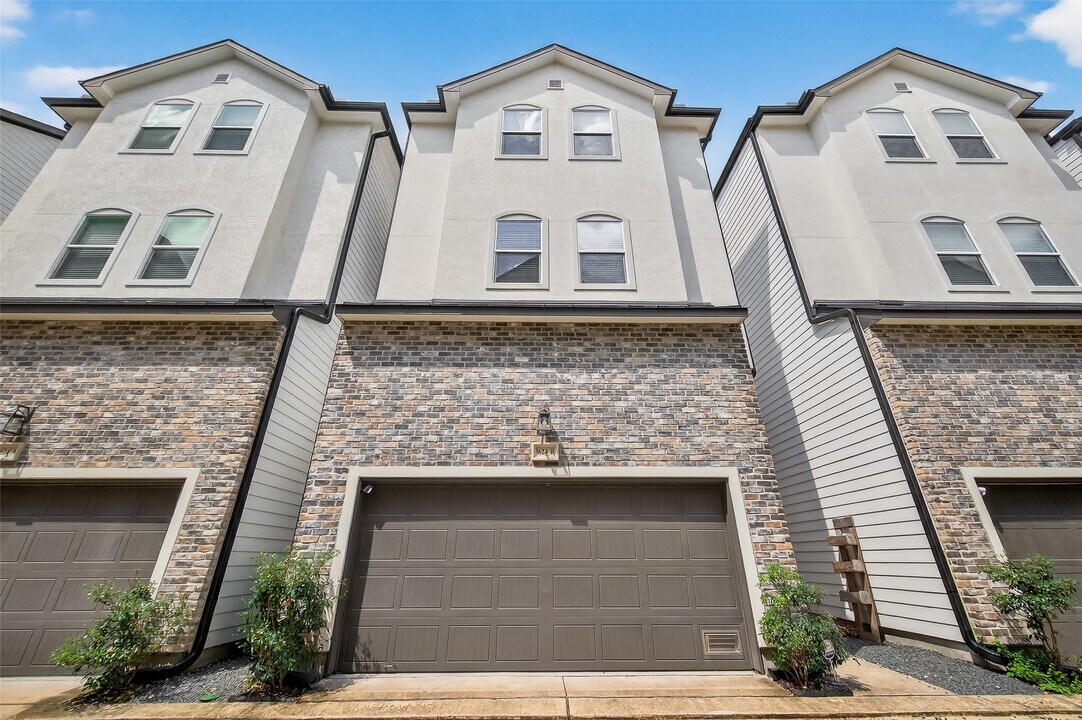 1624 W 24th St in Houston, TX - Building Photo