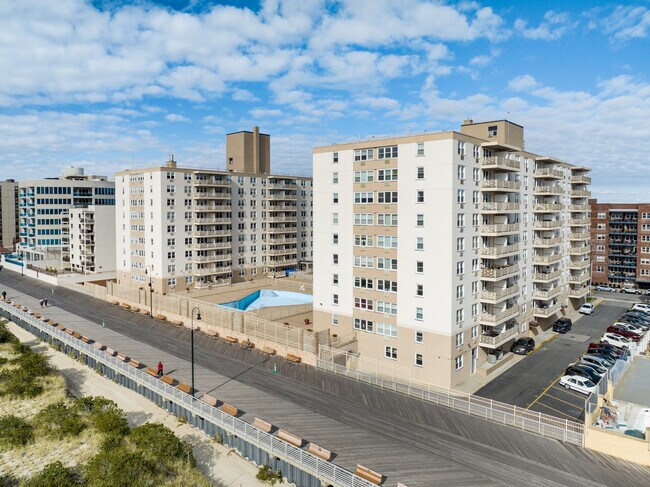Long Beach Terrace