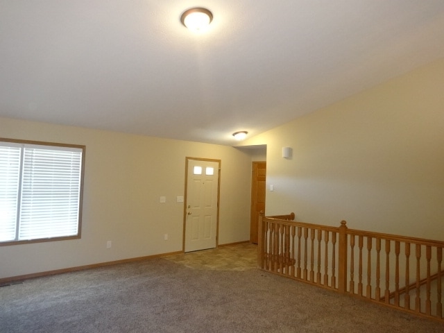 3812 Wolf Creek Rd in Grove City, OH - Building Photo - Building Photo