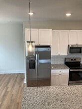 820 Nixon St in Wilmington, NC - Building Photo - Building Photo
