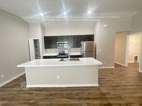 21426 Dawson Ave in Port Charlotte, FL - Building Photo - Building Photo