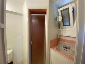 102 Bonito Ave in Long Beach, CA - Building Photo - Building Photo