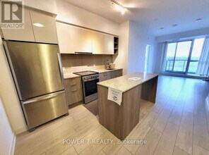 31-1131 Tippett Rd in Toronto, ON - Building Photo - Building Photo