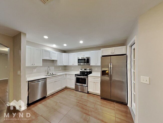 6119 Sand Key Ln in Wesley Chapel, FL - Foto de edificio - Building Photo