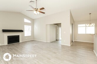 10048 W Mariposa St in Phoenix, AZ - Building Photo - Building Photo