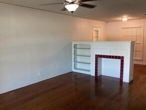 2240 Bonnie Brae Ave in Fort Worth, TX - Building Photo - Building Photo