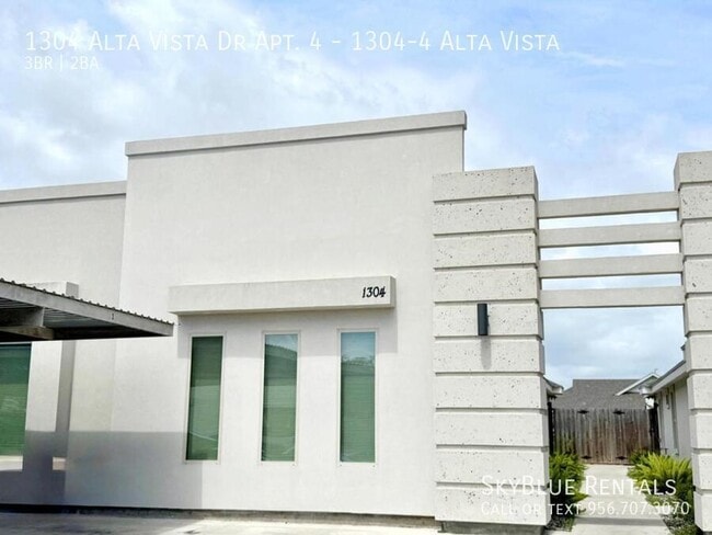 property at 1304 Alta Vista Dr