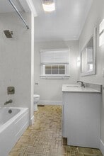 6532 Sutter Ave in Carmichael, CA - Building Photo - Building Photo