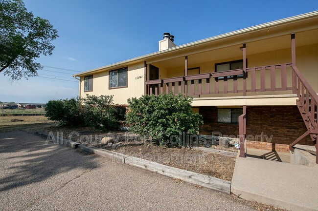 property at 1201 Muddler Ct