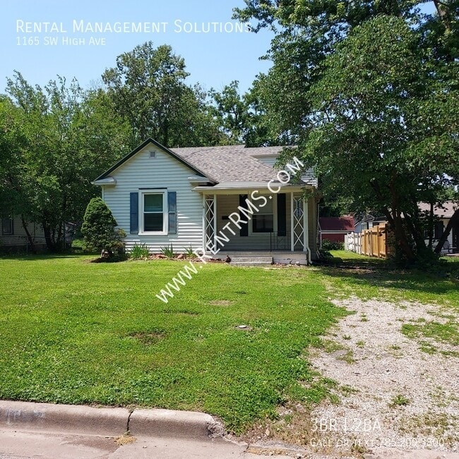 property at 1165 SW High Ave