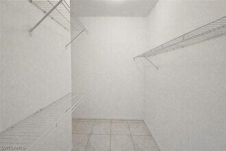 2502 10th St W in Lehigh Acres, FL - Building Photo - Building Photo