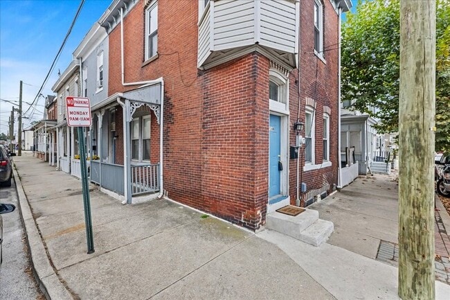 property at 216 N King St