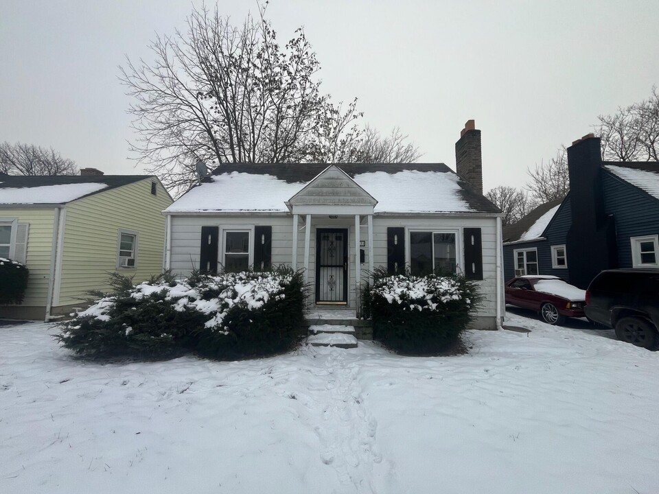 1231 E 23rd Ave in Columbus, OH - Building Photo