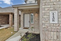 17506 Cuthbert St in Atascocita, TX - Foto de edificio - Building Photo