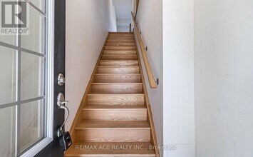 2560 Barbarolli Path in Oshawa, ON - Building Photo - Building Photo