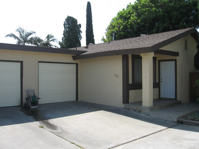 830-836 E La Veta Ave