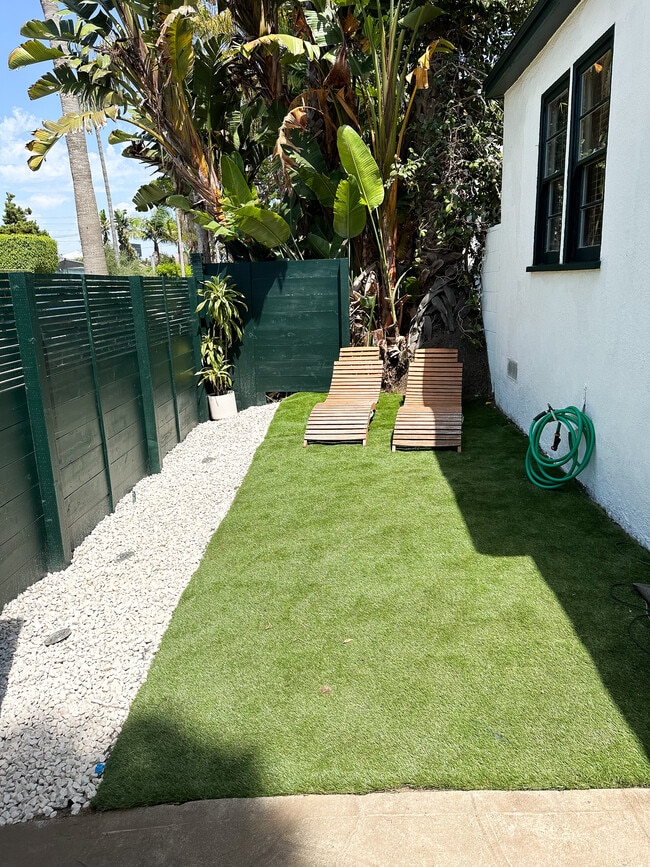 904 Victoria Ave, Unit Bungalow in Venice, CA - Building Photo - Building Photo