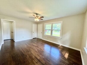 1319 Laura Ave in Warner Robins, GA - Building Photo - Building Photo