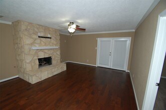 3110 Brookhurst Ln in Deer Park, TX - Building Photo - Building Photo