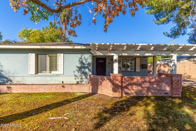 518 W San Juan Ave in Phoenix, AZ - Building Photo - Building Photo