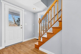 620 Town St in East Haddam, CT - Building Photo - Building Photo
