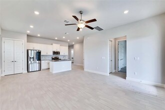 12616 Stanford Dr in Austin, TX - Building Photo - Building Photo