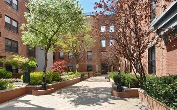 158 Wayne St, Unit DM405A in Jersey City, NJ - Building Photo - Building Photo