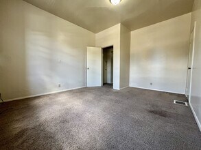 3322 Ward St in Pittsburgh, PA - Building Photo - Building Photo