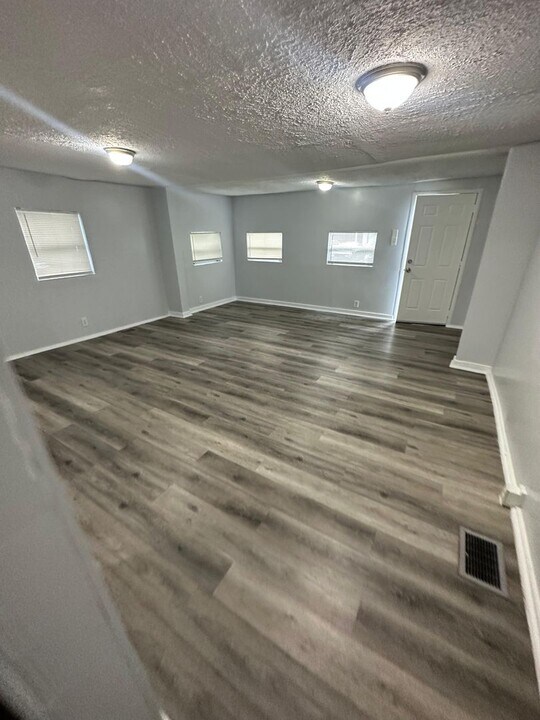 359 Nixon St in Jacksonville, FL - Building Photo