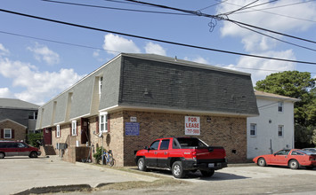 5th Bay Apartments in Norfolk, VA - Building Photo - Building Photo